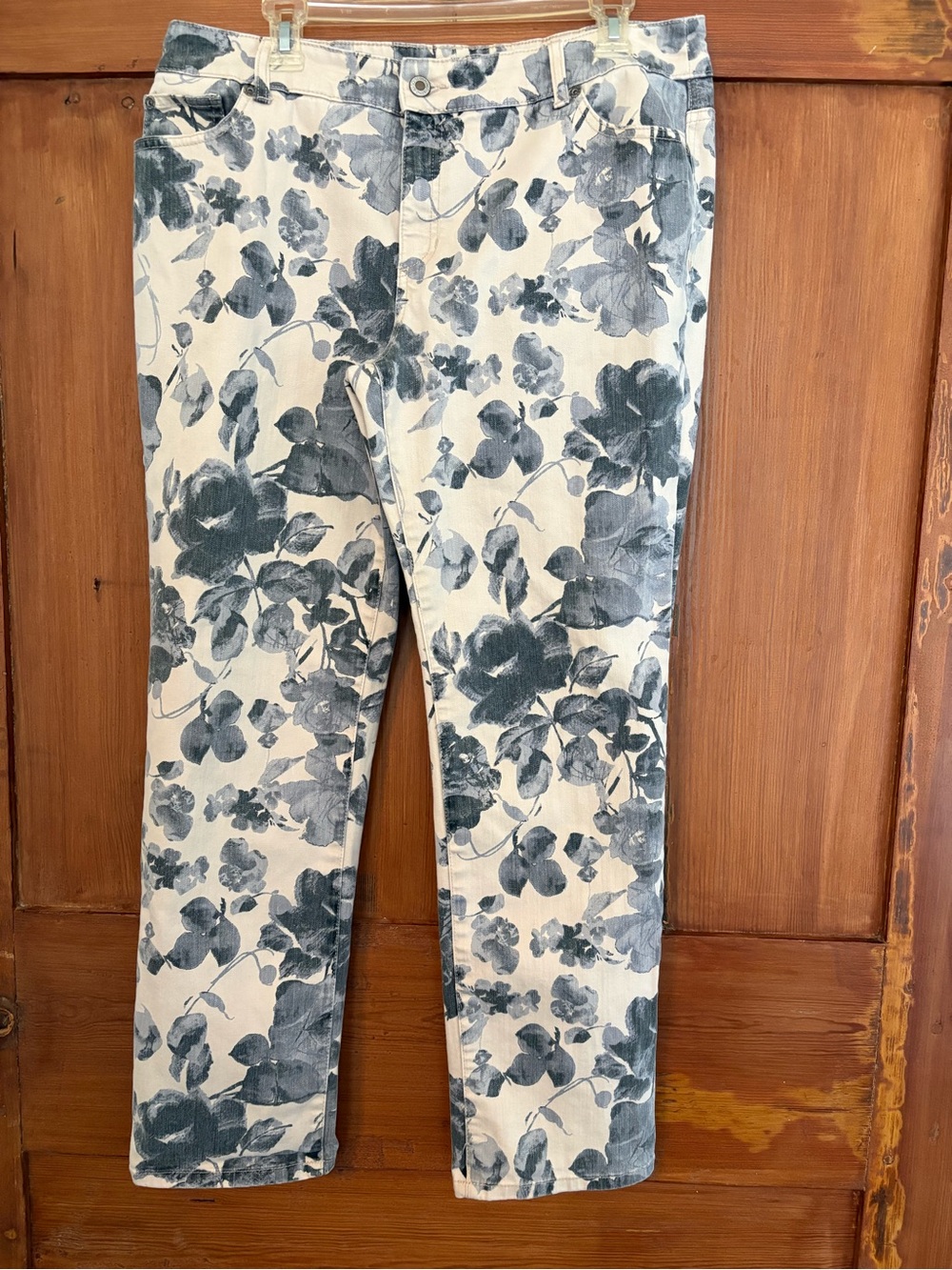 Chico's So Slimming Blue Floral Stretch Jeans Size XL